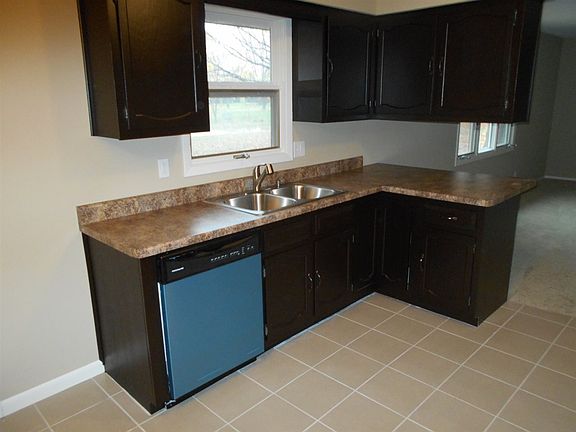5th image of 936 Candy Ct