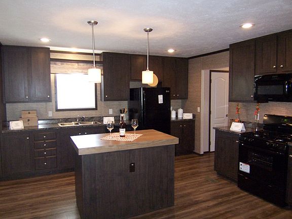 4th image of 9063 Glenbrier Ln