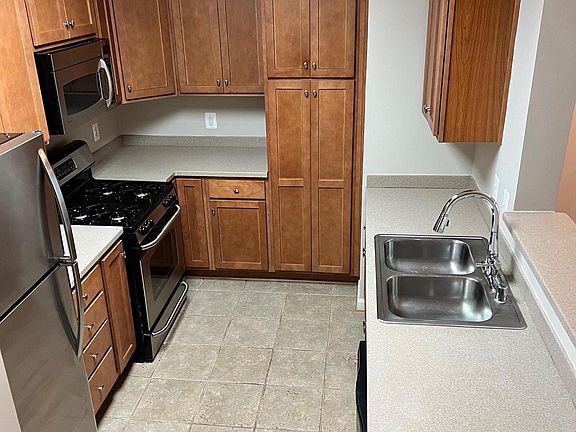 2nd image of 21216 McFadden Sq Unit 306