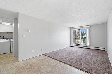 4th image of 4742 55th St