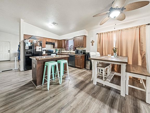 4th image of 7818 E 40th Pl