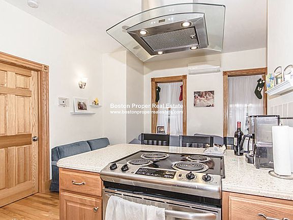 97 Myrtle St. #5 Boston - Beacon Hill Unit Photo 4 (2)