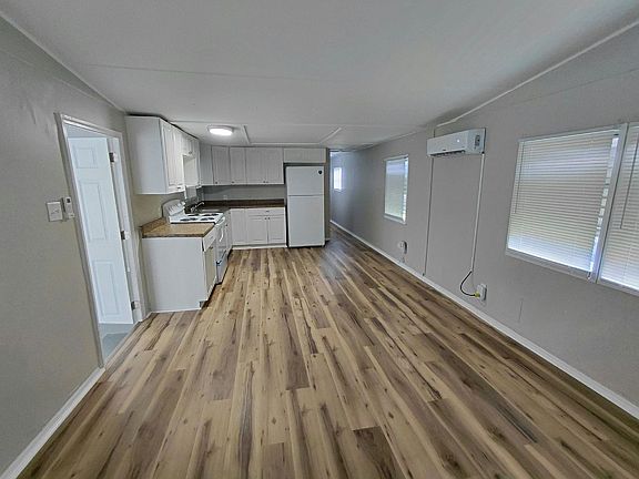 3rd image of 4320 Mailbox Ave #126