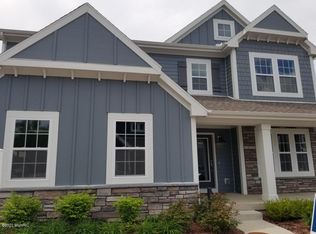 721 Preserve Dr, South Haven, MI 49090