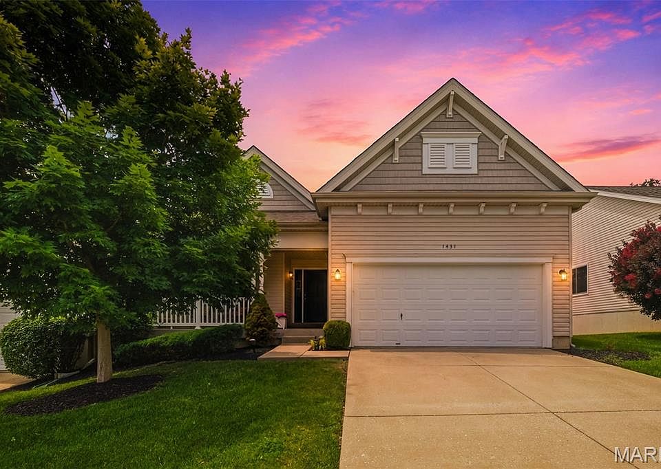 1st image of 1431 Colonial Dr