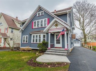 29 Elmcroft Rd, Rochester, NY 14609