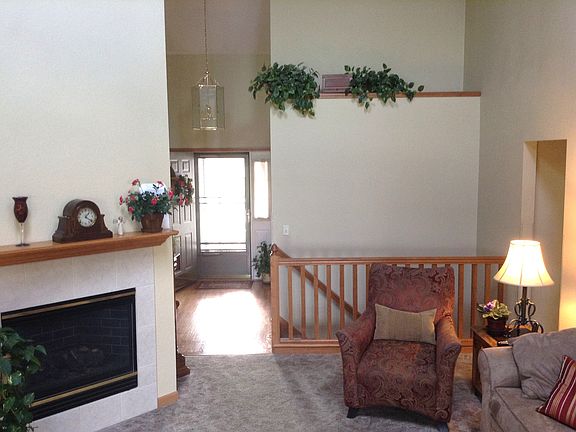 2nd image of 25262 Ramblehurst Dr