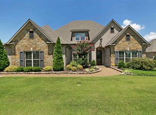 11 Rock Pointe Dr, Jackson, TN 38305