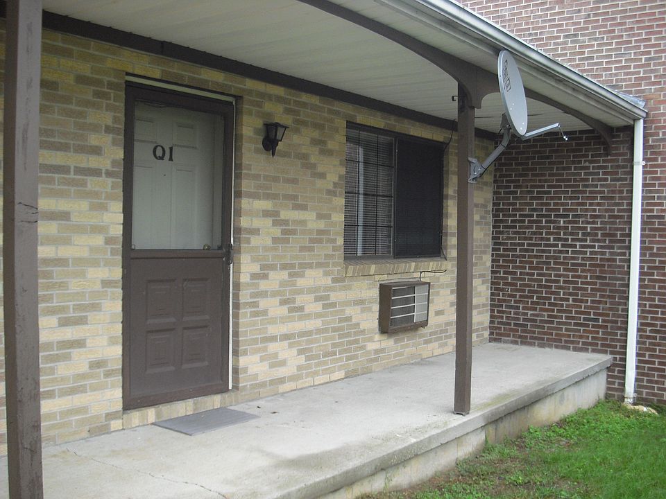 1st image of 150 Mark Ln #Q1