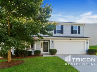 9328 Bradstreet Commons Way, Charlotte, NC 28215