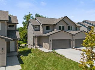 7110 79th Ct, Omaha, NE 68122