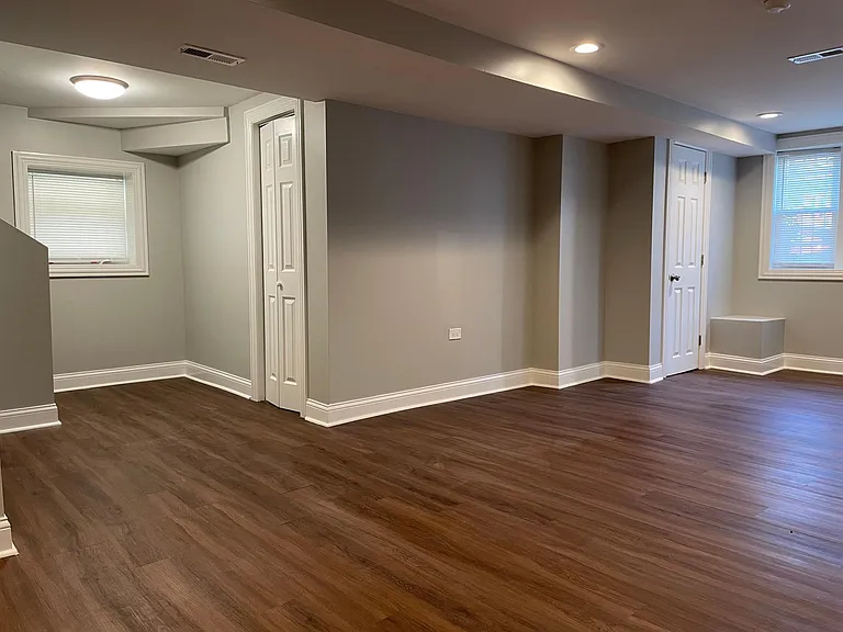 2428 N Avers Ave #1 — Photo 9