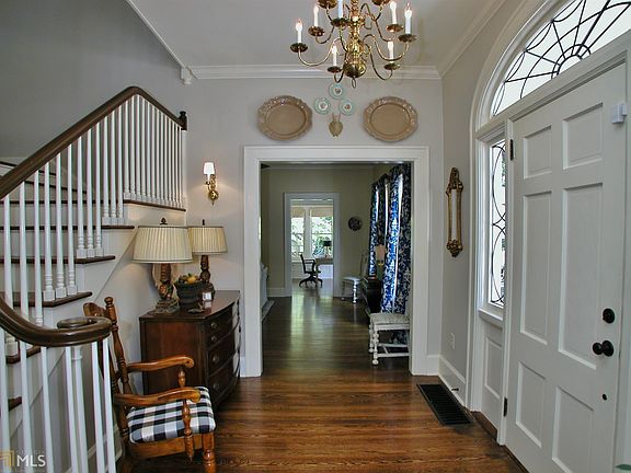 3rd image of 1097 Green Street Cir