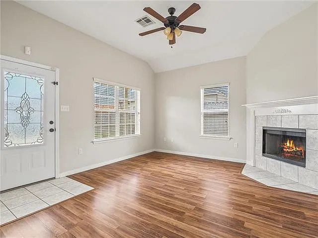 78 Hollycrest Blvd — Photo 3