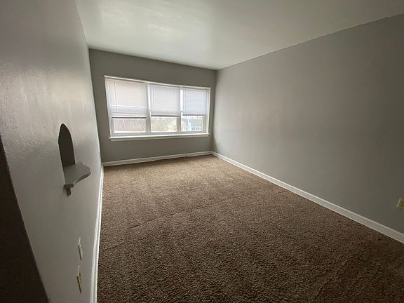 5th image of 808 State St #14