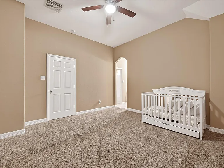 21103 Falcon Creek Ct — Photo 41