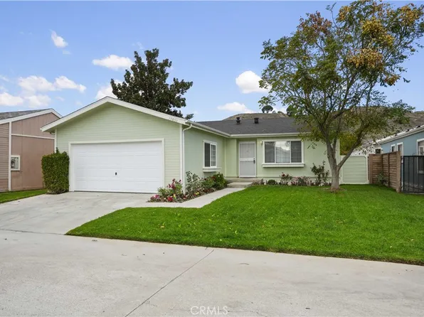 19853 Cottonwood Dr, Santa Clarita, CA 91351