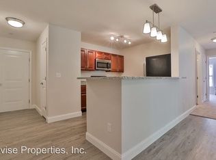 44 McKay Dr APT 110, Exeter, NH 03833