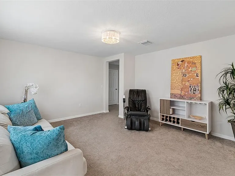 4023 Gardenia Ave — Photo 31