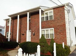 221 Mount Pleasant Ave, Providence, RI 02909