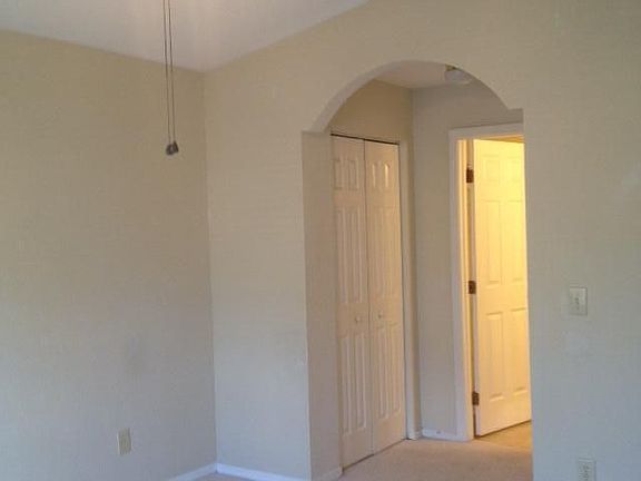 2nd image of 13810 Sutton Park Dr #1420