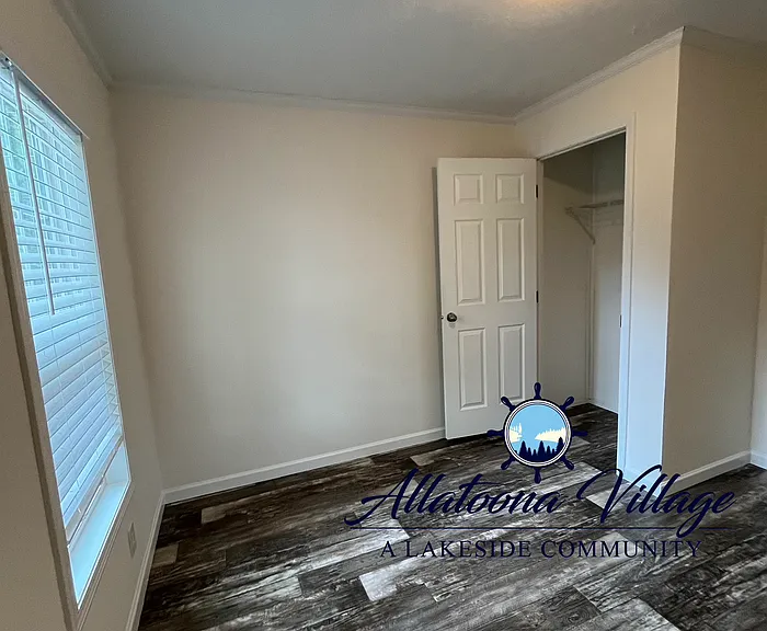 4925 Cedar St — Photo 15