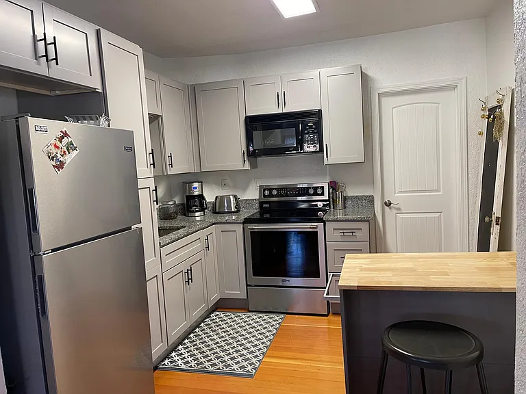 515 NW Kansas Ave #2 — Photo 6
