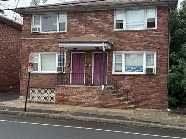 146 Westfield Ave #2, Clark, NJ 07066