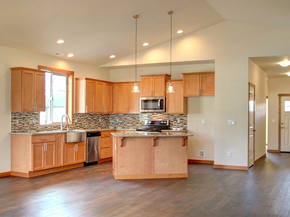 4th image of 1011 Umbarger Ct