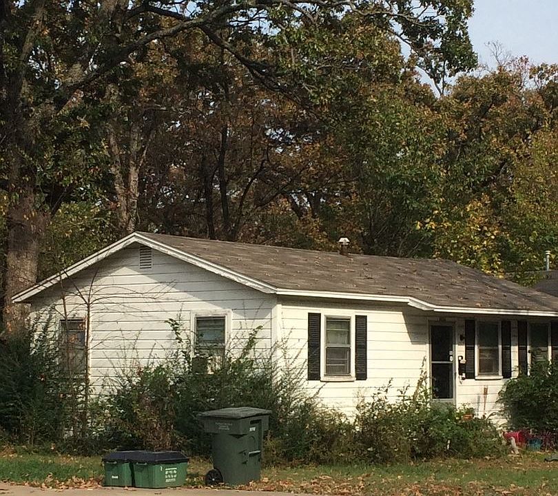 1st image of 1024 W Hickory St
