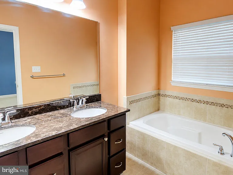 22321 Honey Hill Ln — Photo 6