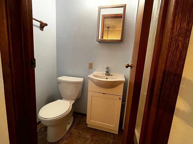1110 Shorewood Drive — Photo 16
