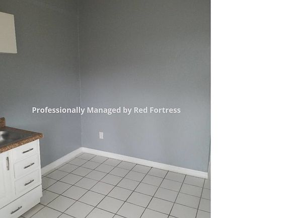2nd image of 298 Lowell Ave