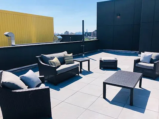 Rented by null | media 20