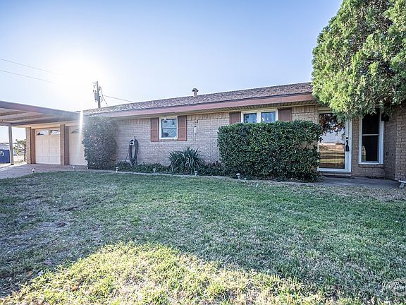 3rd image of 12136 E Goldenrod Dr