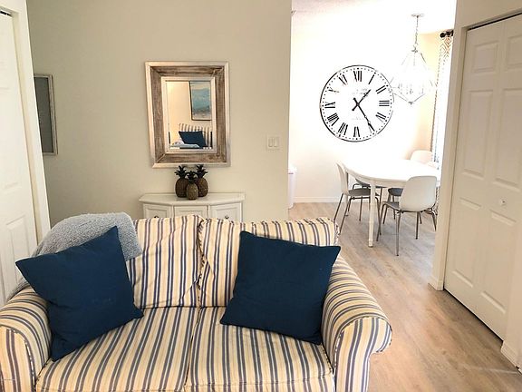 3rd image of 840 Center Ave #960