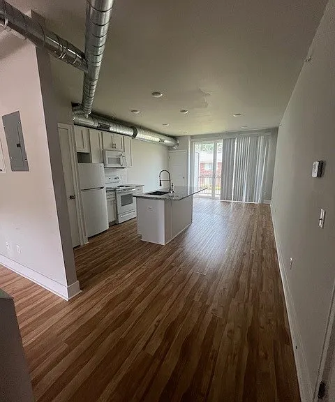 R.O.C. Apartments — Photo 55