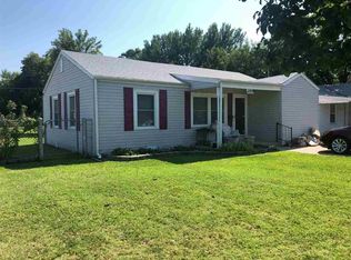 1122 E 7th St, Wellington, KS 67152