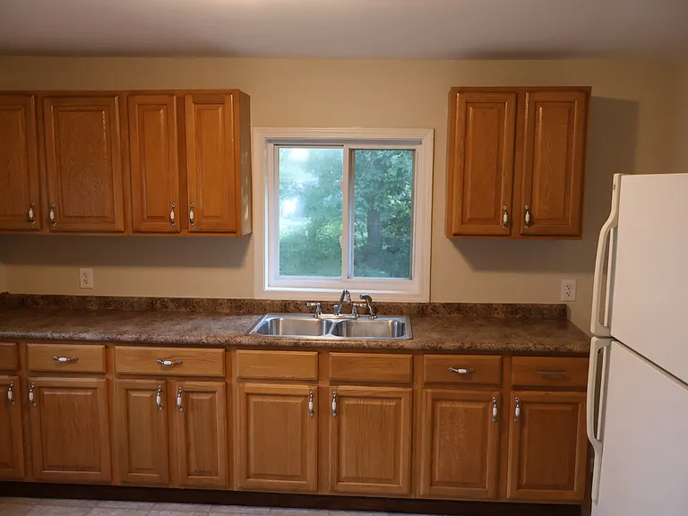 114 Emory St — Photo 9