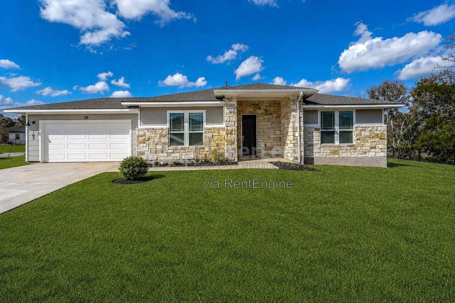 2 bed, 2.0 bath, 1722 sqft, $2,997 — Photo 1