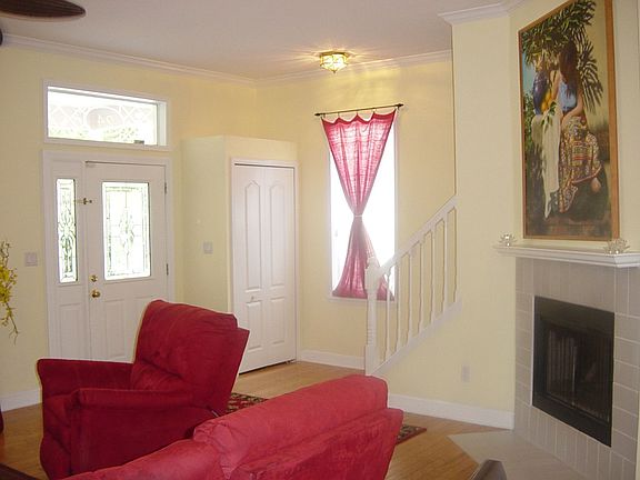 4th image of 24 N Thornton Ave