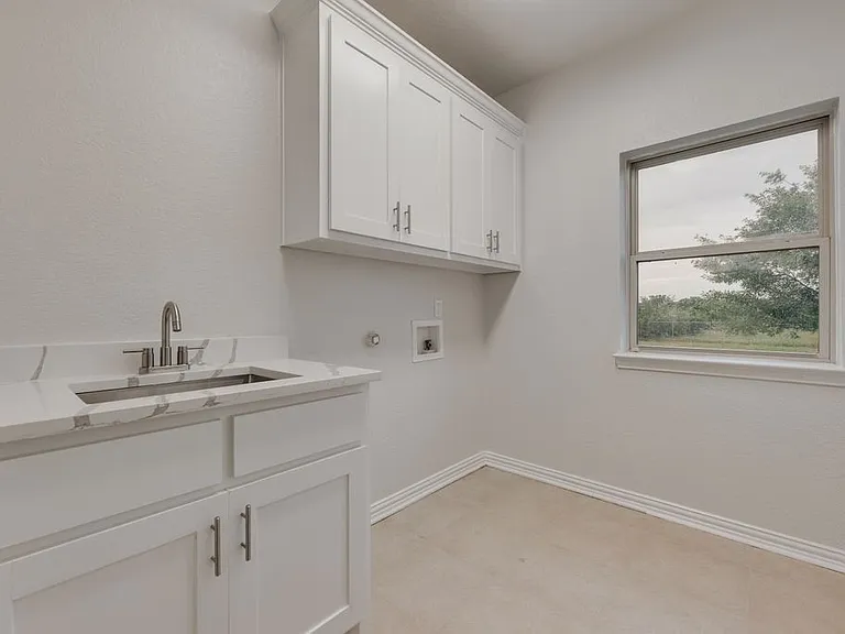 5855 County Road 408 — Photo 26
