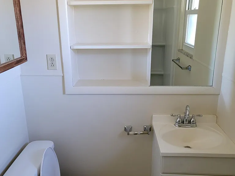 2567 2nd St #4 — Photo 9