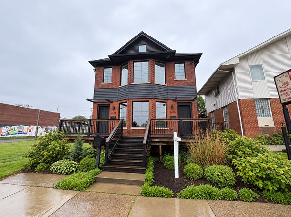 7438 Oakland Ave