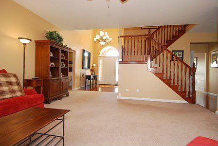 3rd image of 47 Rocky Brook Ct