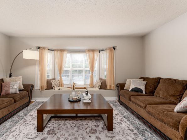 10008 144th Ave NW, Edmonton, AB T5E 6M5