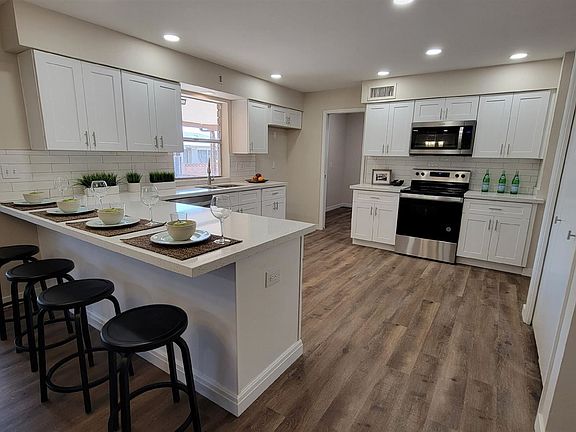 2nd image of 5135 E Forge Cir