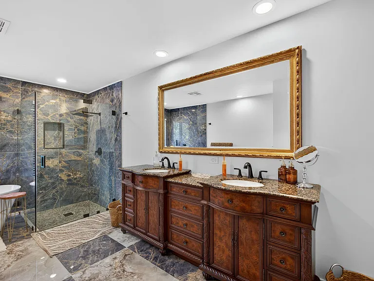 168 Thornton Dr — Photo 27