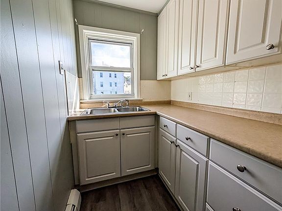 3rd image of 50-52 Veazie St #3