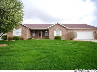 209 Rose Marie Dr, Belleville, IL 62220